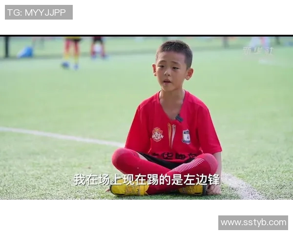 足球明星们的童年回忆与最爱的玩具揭秘